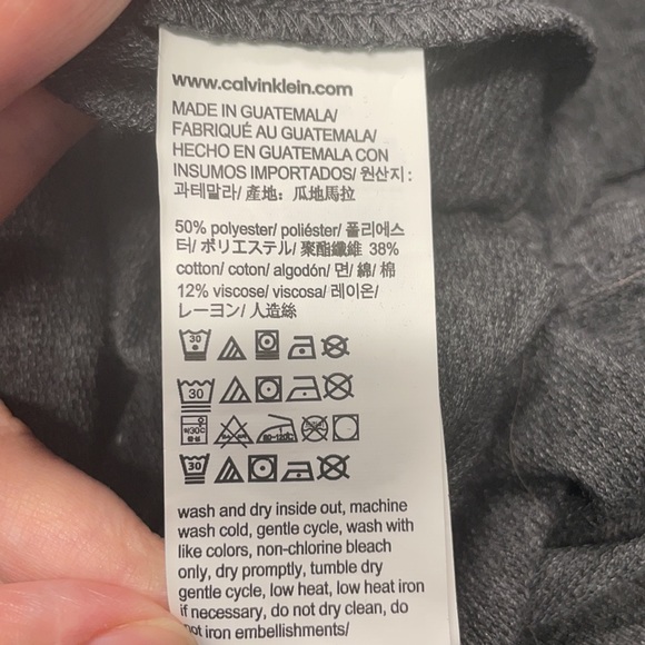 Calvin Klein long sleeve lightweight hoodie - Picture 11 of 12